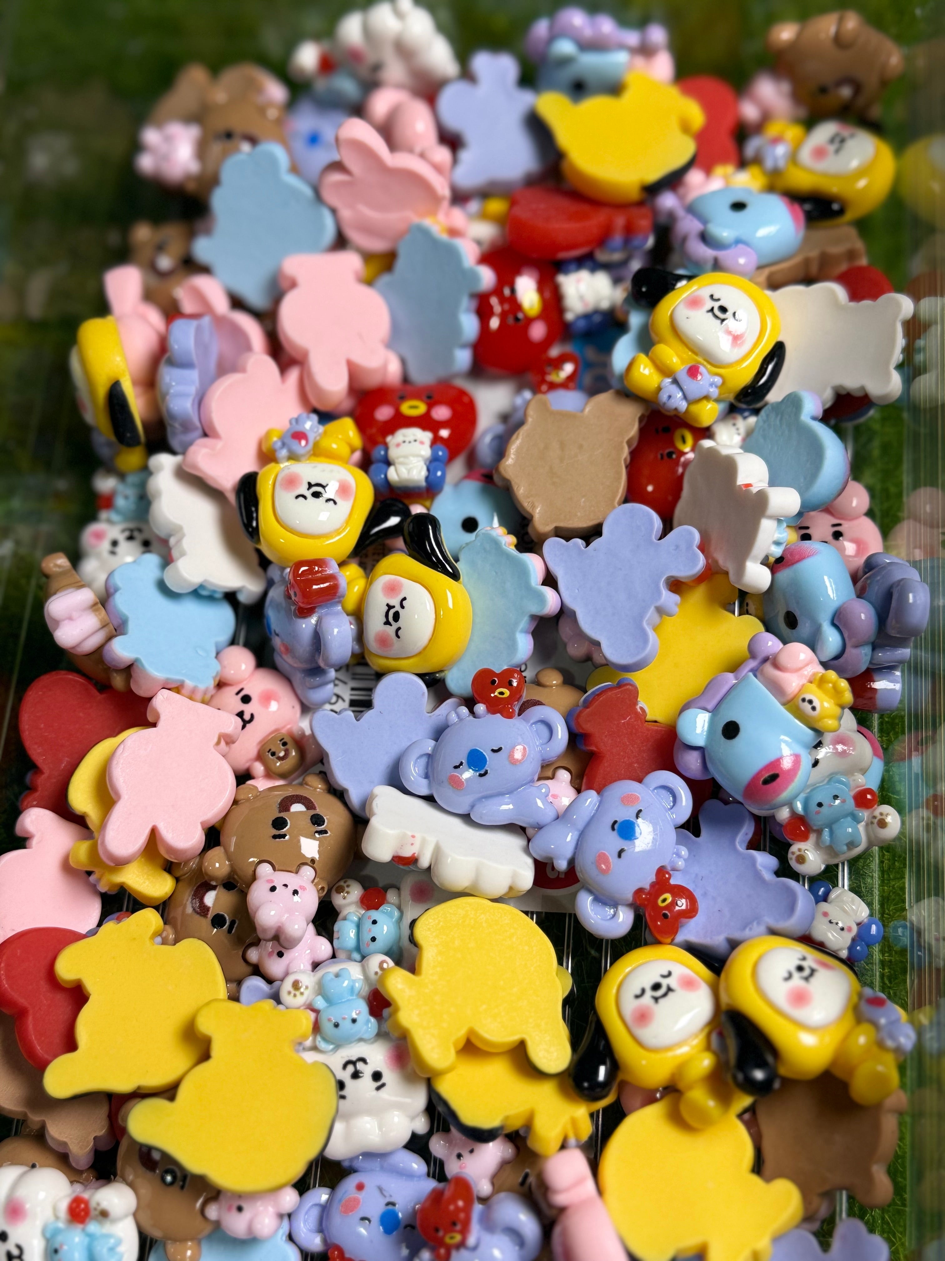 BT21 mix-Flat Back